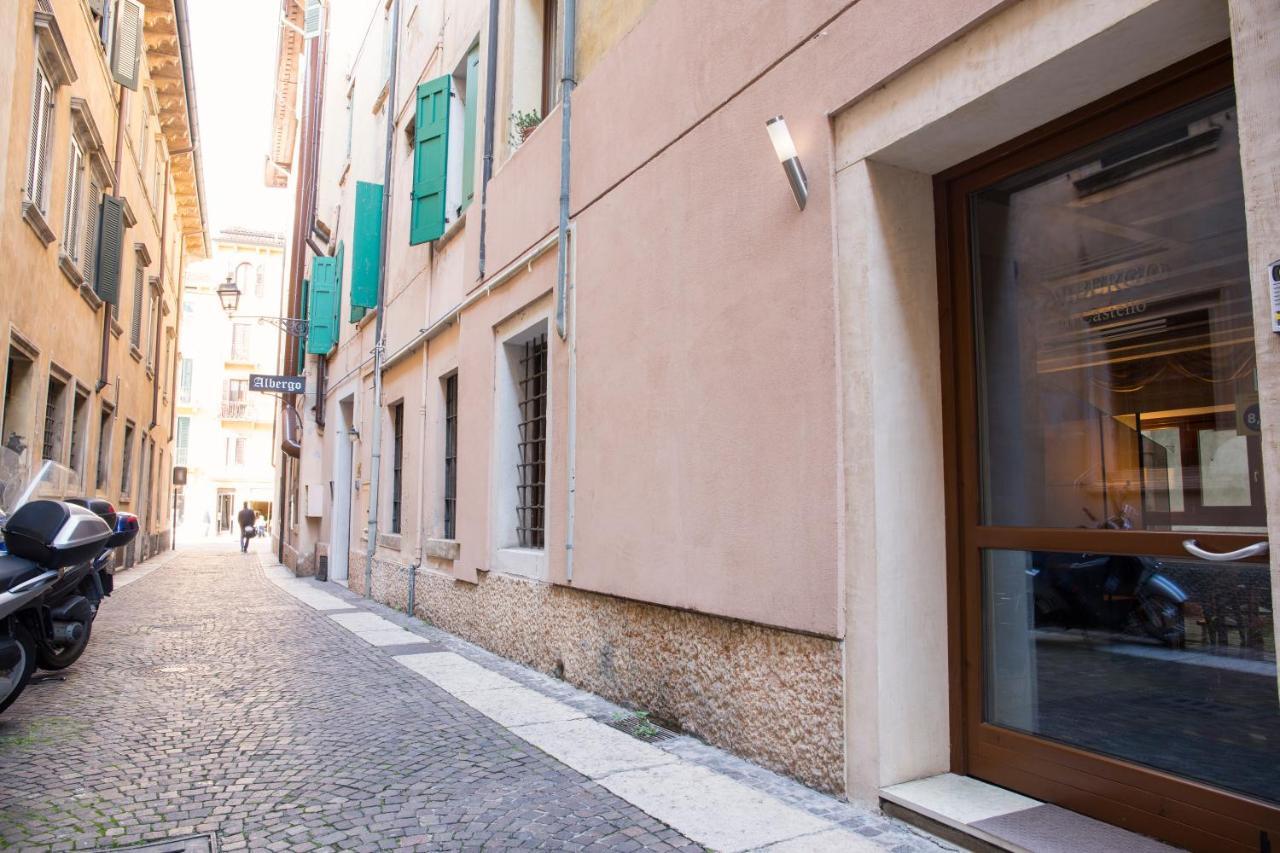 Hotel Al Castello Verona Luaran gambar